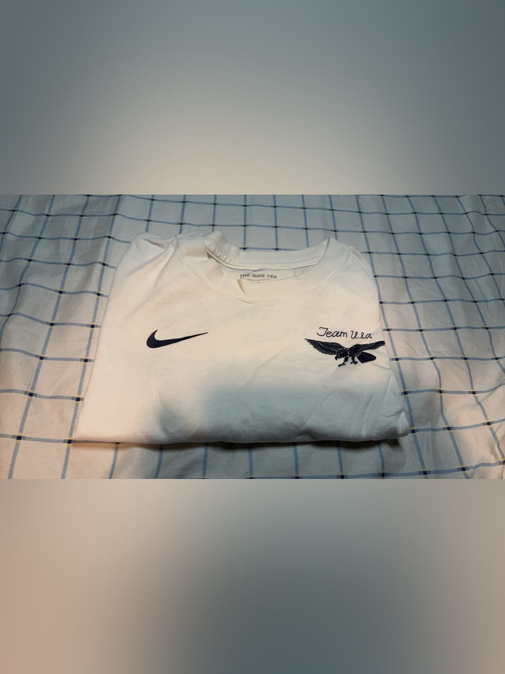 SIZE Adults SX BOYS XL Nike White Short Sleeve Tee with Navy Swoosh & Eagle
